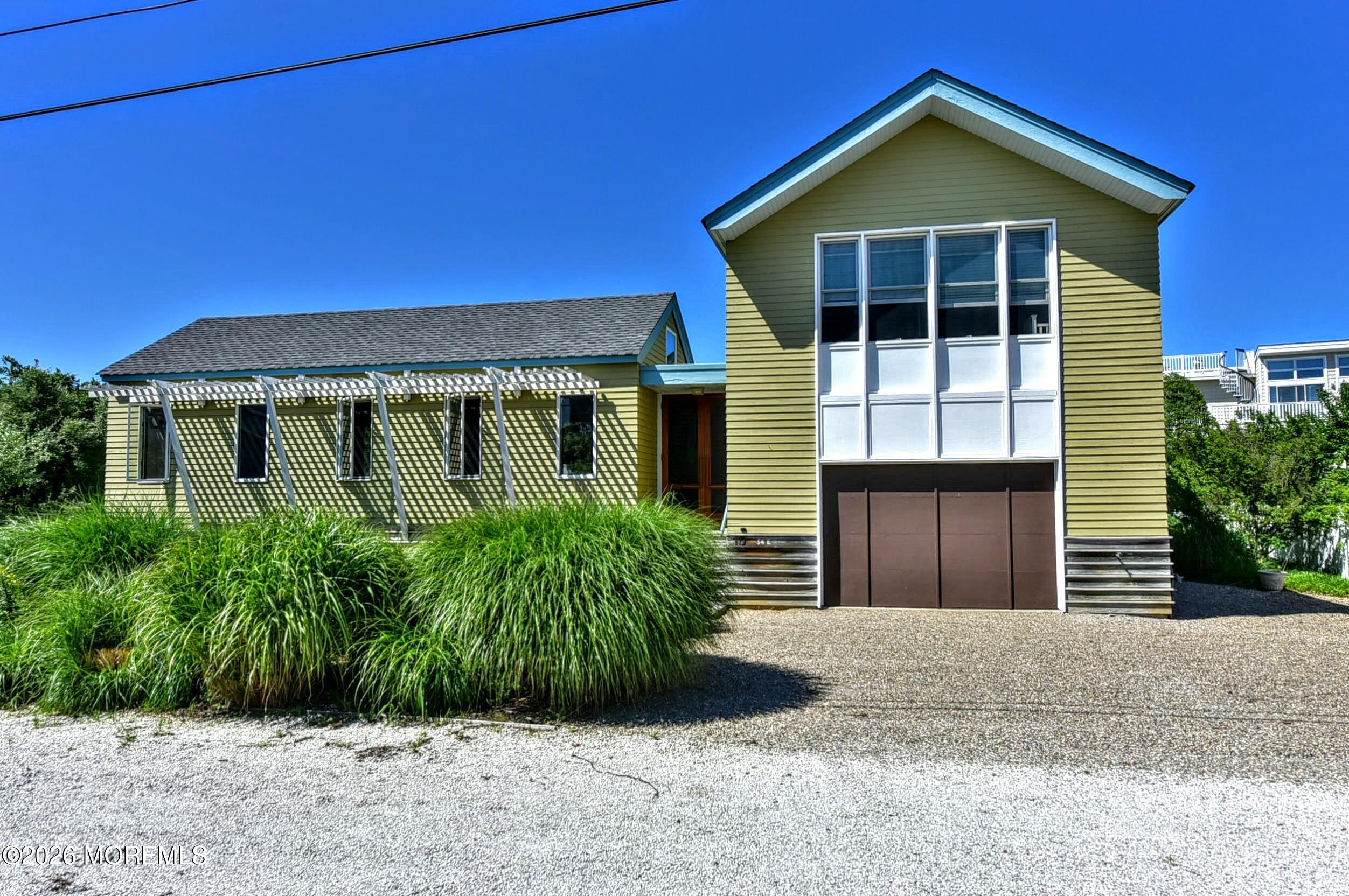 54 Long Beach Boulevard E Image 1