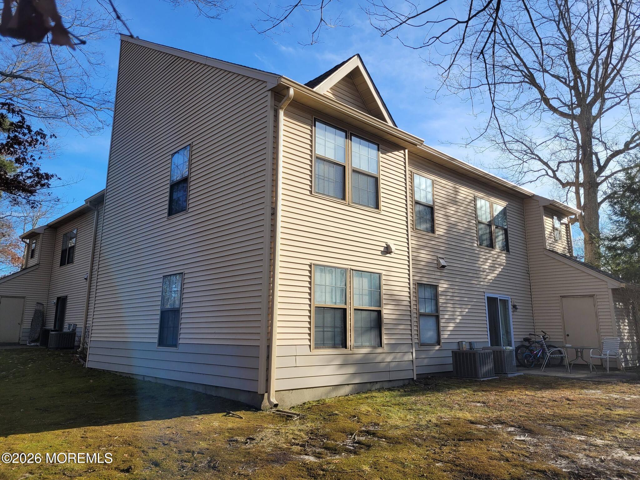 1103 Poppy Place Image 3