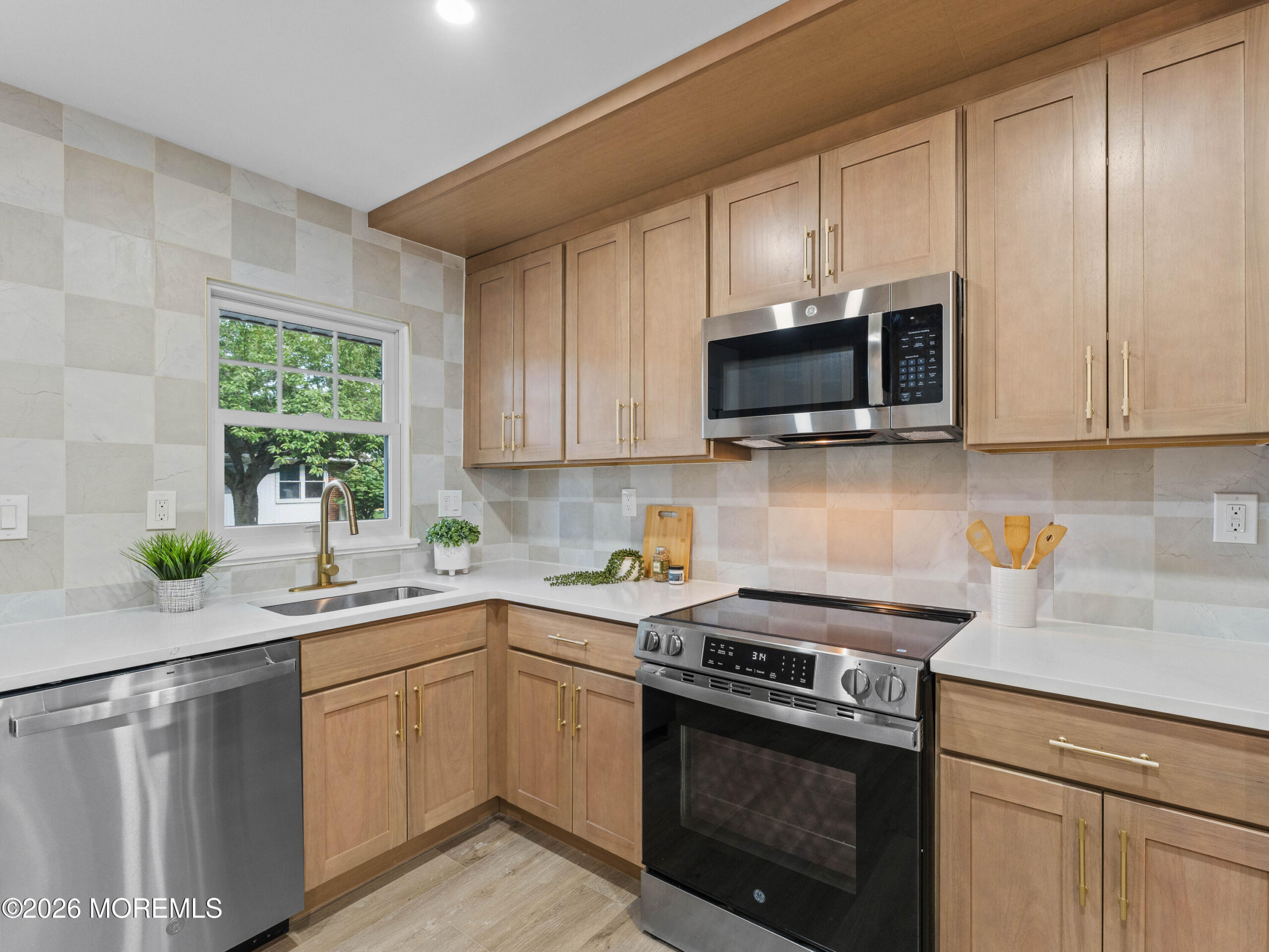 681 New Castle Court B, Lakewood, NJ, 08701