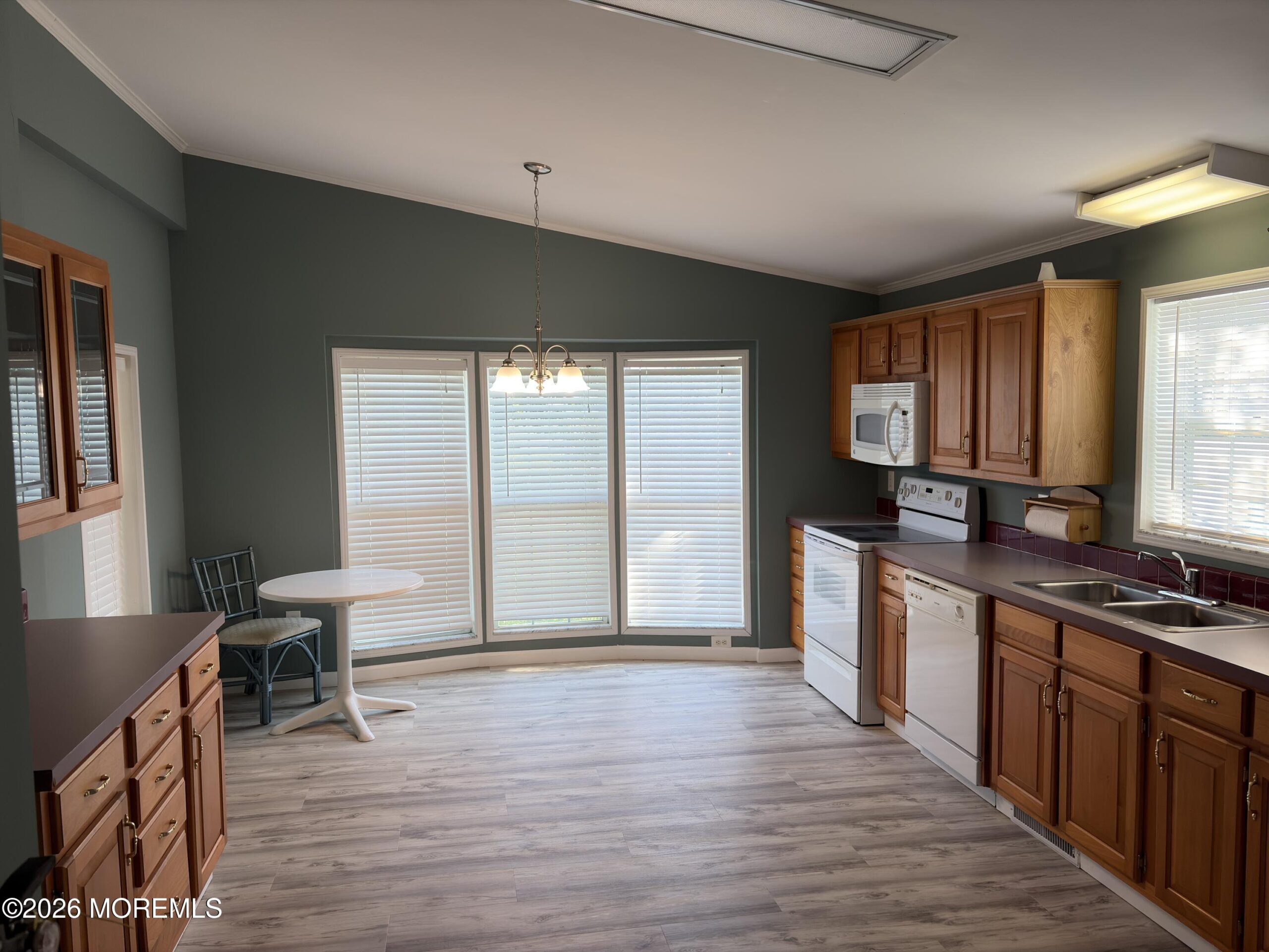66 Perrys Lane Image 4