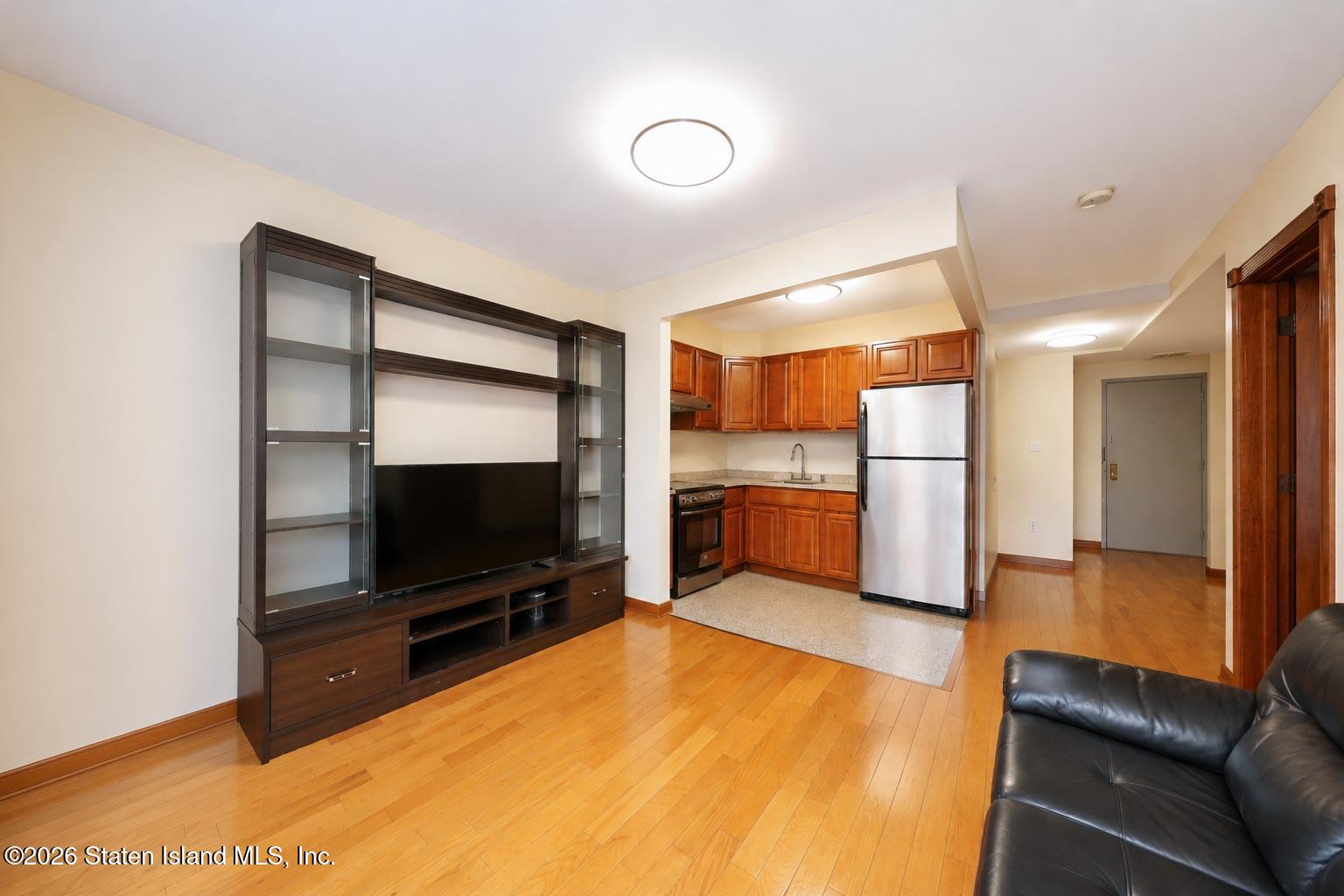 824 49th Street 4a, Brooklyn, NY, 11220 image 8