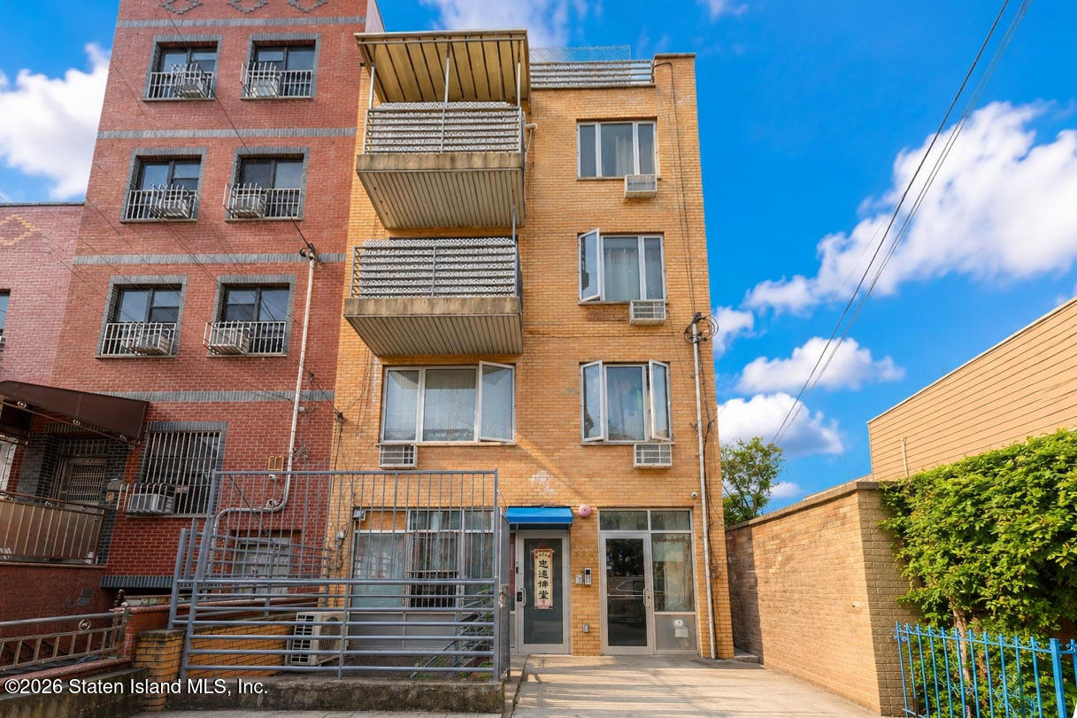824 49th Street 4a Image 2