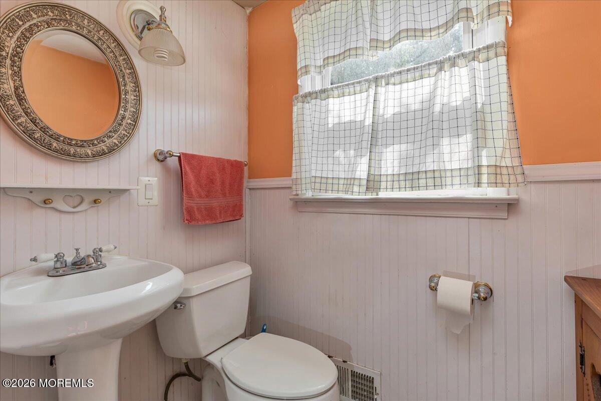 2 Michael Lane, Freehold, NJ, 07728 image 8