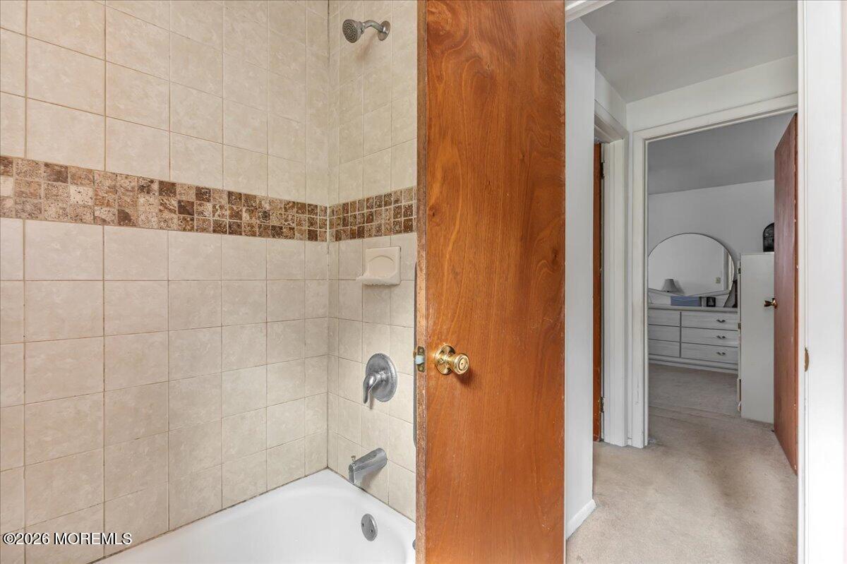 2 Michael Lane, Freehold, NJ, 07728 image 15
