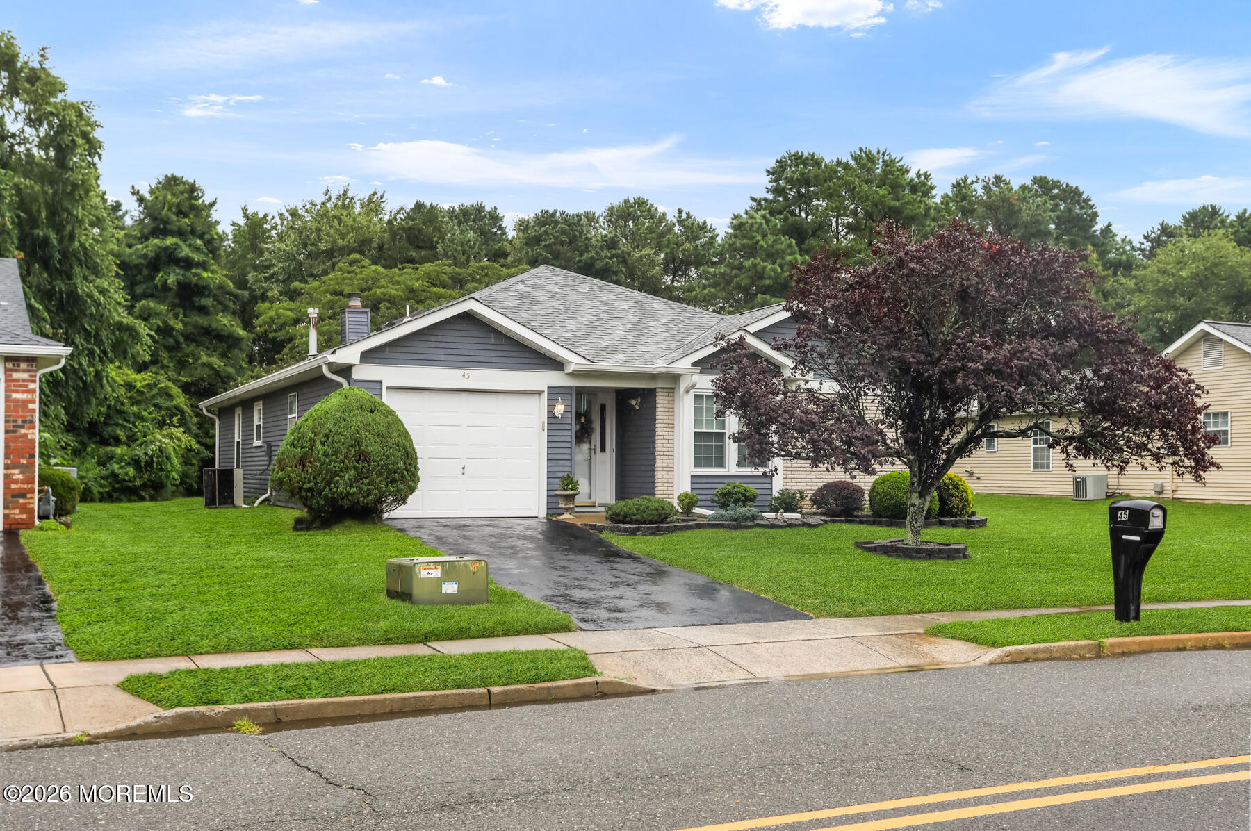 45 Greenbriar Boulevard Image 3