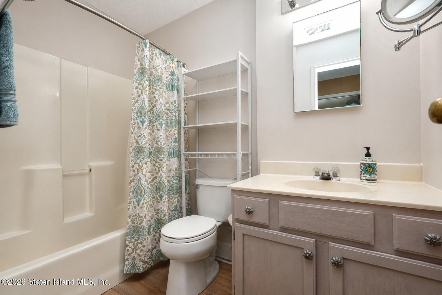 176 Ilyssa Way, Staten Island, NY, 10312 image 27