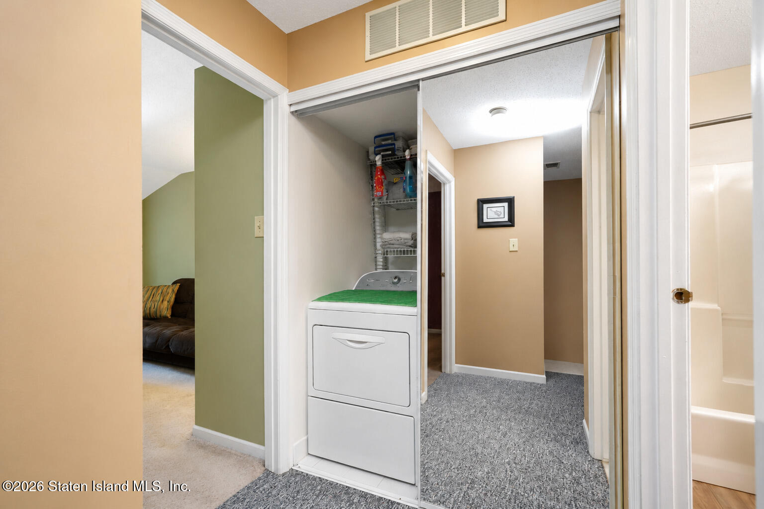 176 Ilyssa Way, Staten Island, NY, 10312 image 25