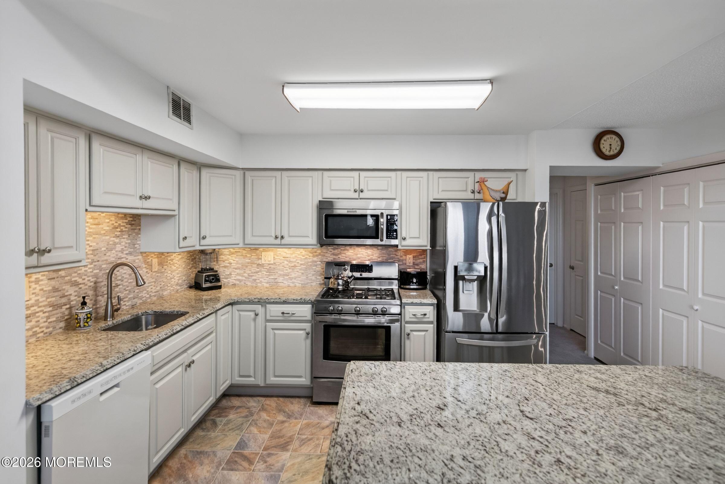30 Portland Road A2, Highlands, NJ, 07732 image 6
