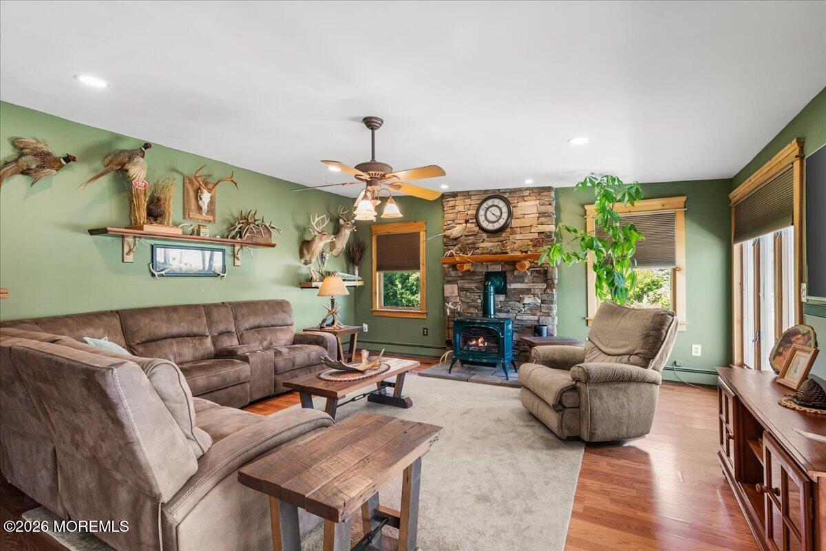 1 Haven Street, Port Monmouth, NJ, 07758 image 23