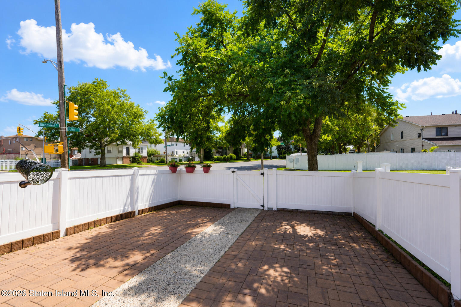 7 Jules Drive Image 3