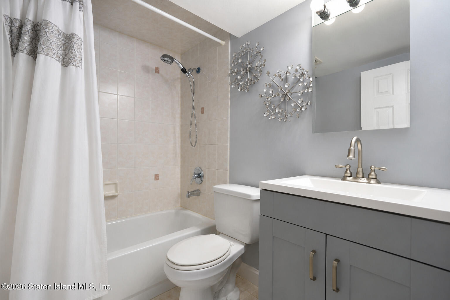 111 Burgher Avenue, Staten Island, NY, 10304 image 24