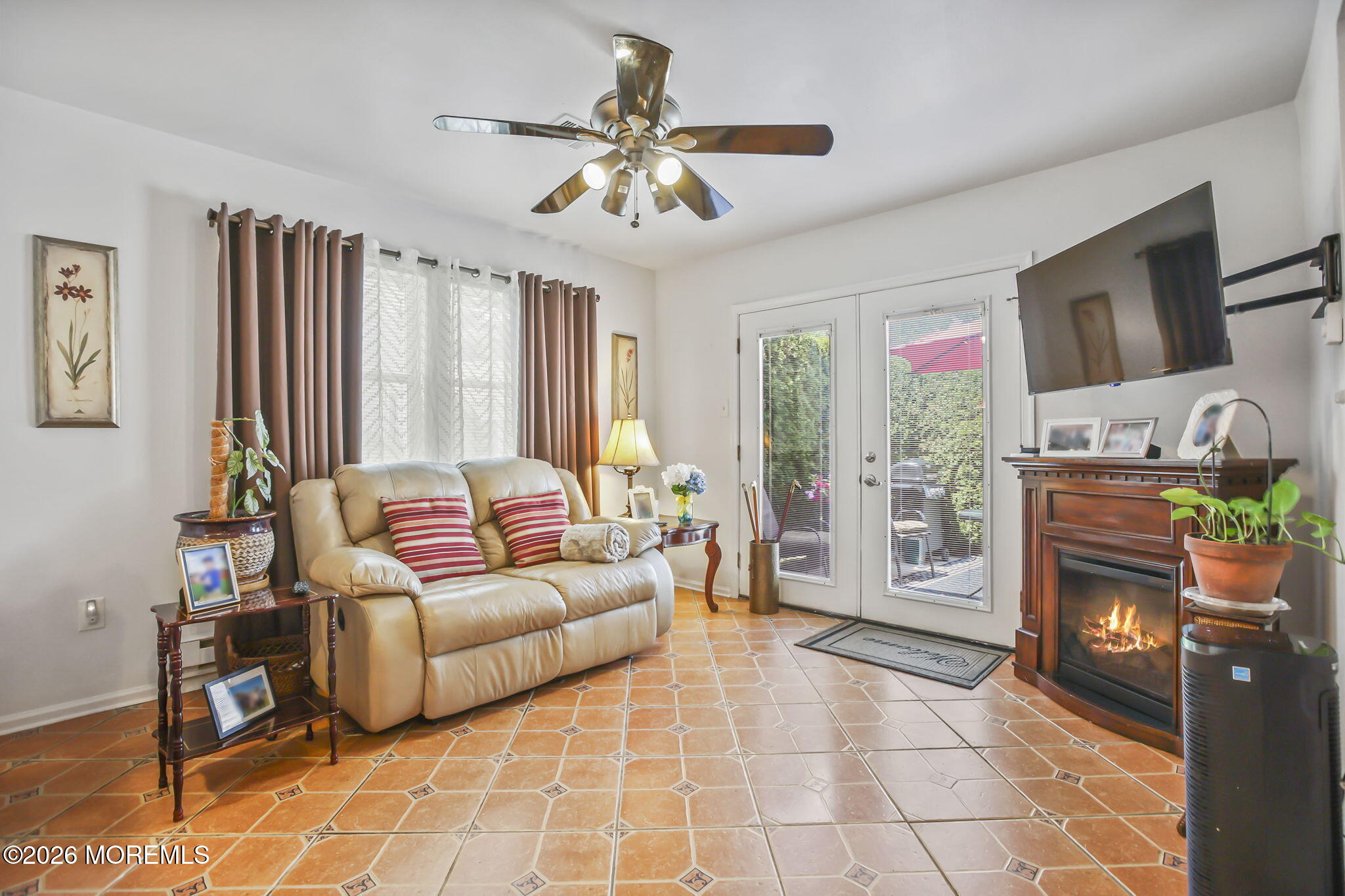 29 Plaza De Las Flores F, Freehold, NJ, 07728 image 13