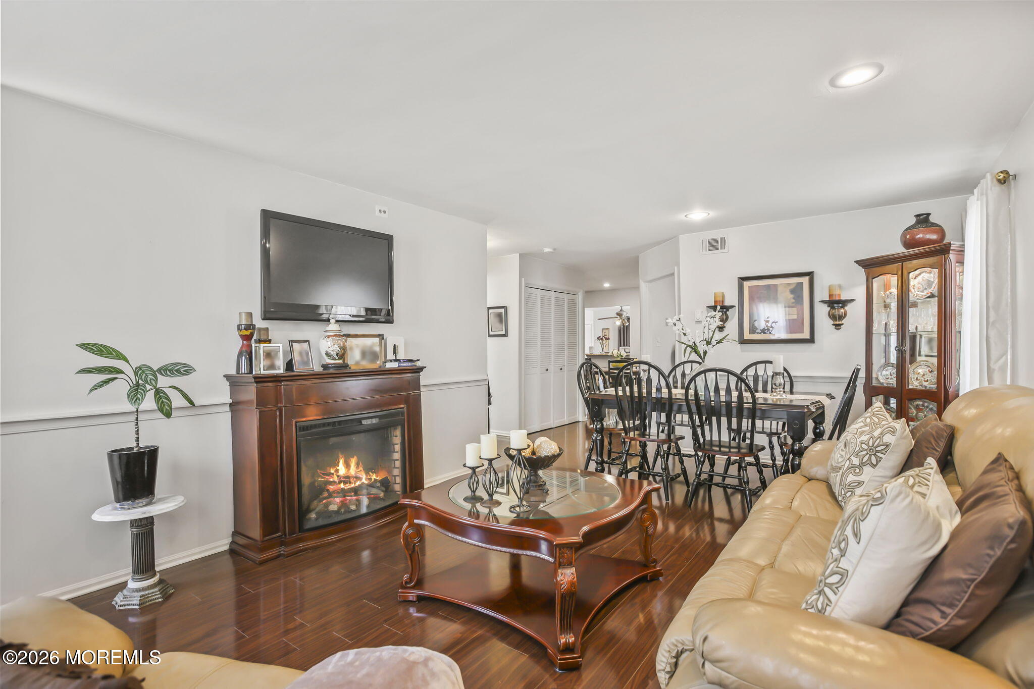 29 Plaza De Las Flores F, Freehold, NJ, 07728 image 6