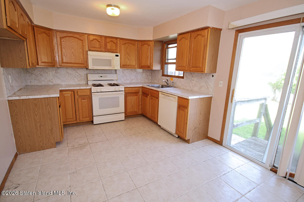 5 Abbey Road, Staten Island, NY, 10308 image 8