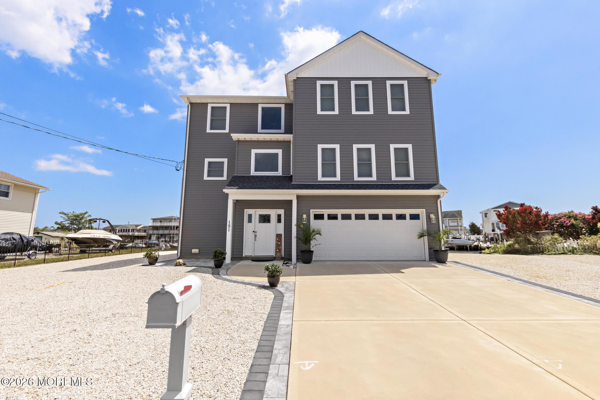 151 E Raritan Drive Image 4