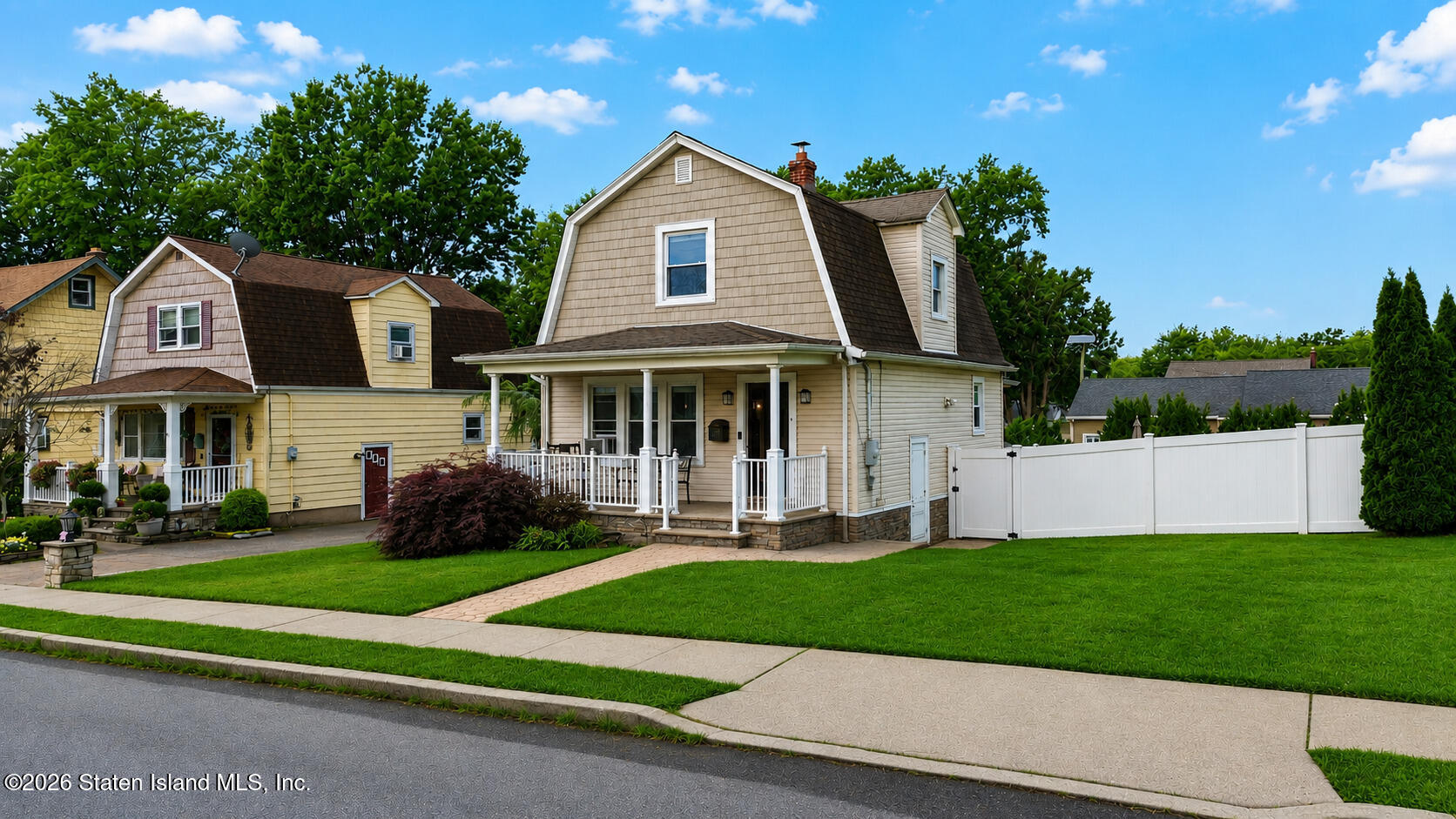 55 Maple Avenue Image 3