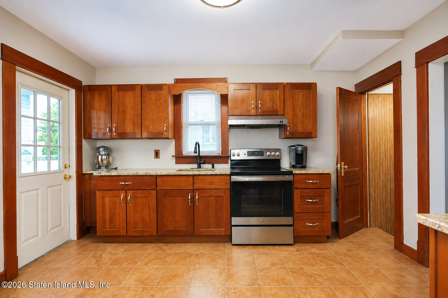 55 Maple Avenue, Woodbridge, NJ, 07095 image 14
