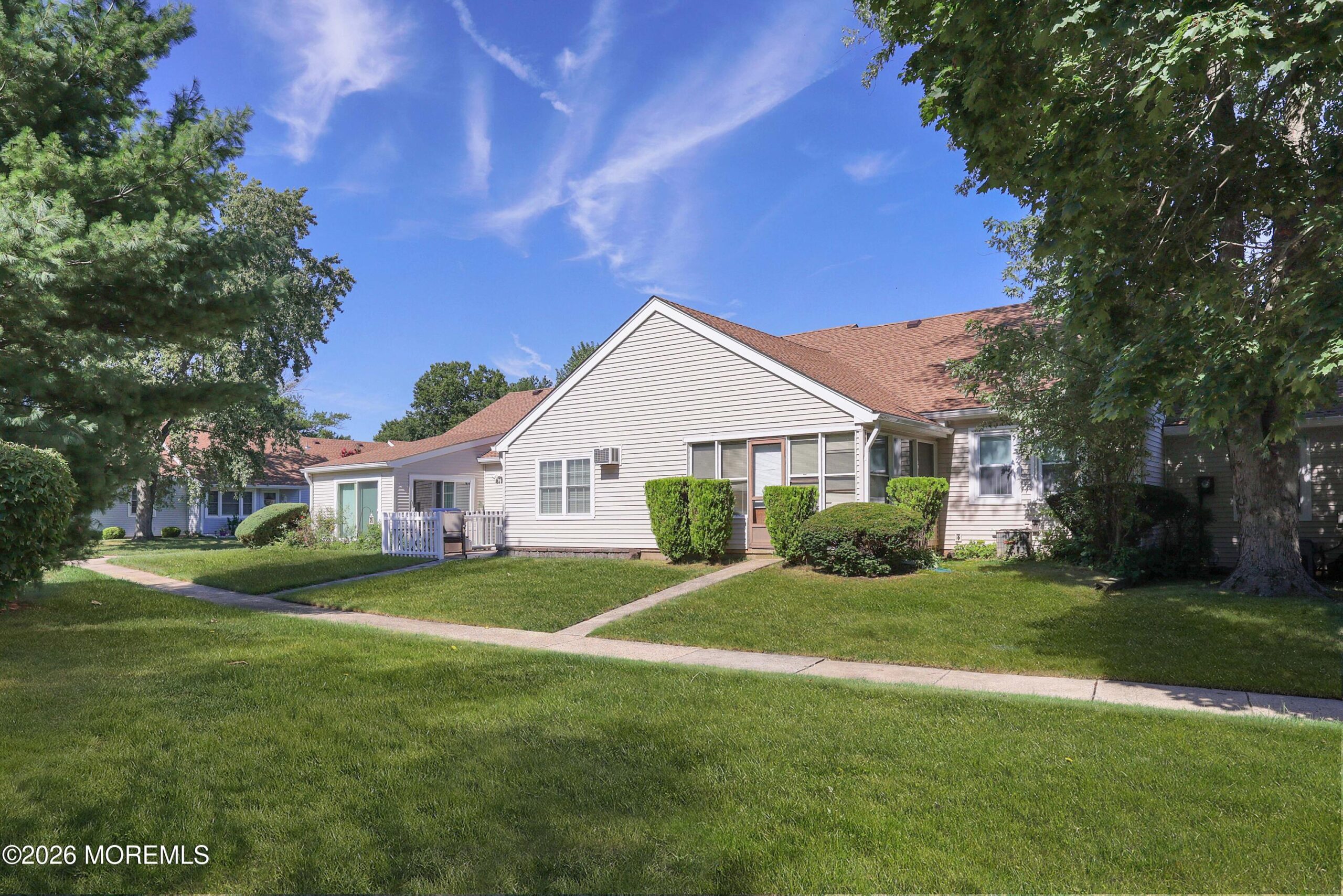 136 Rigi Strasse C, Freehold, NJ, 07728 image 20