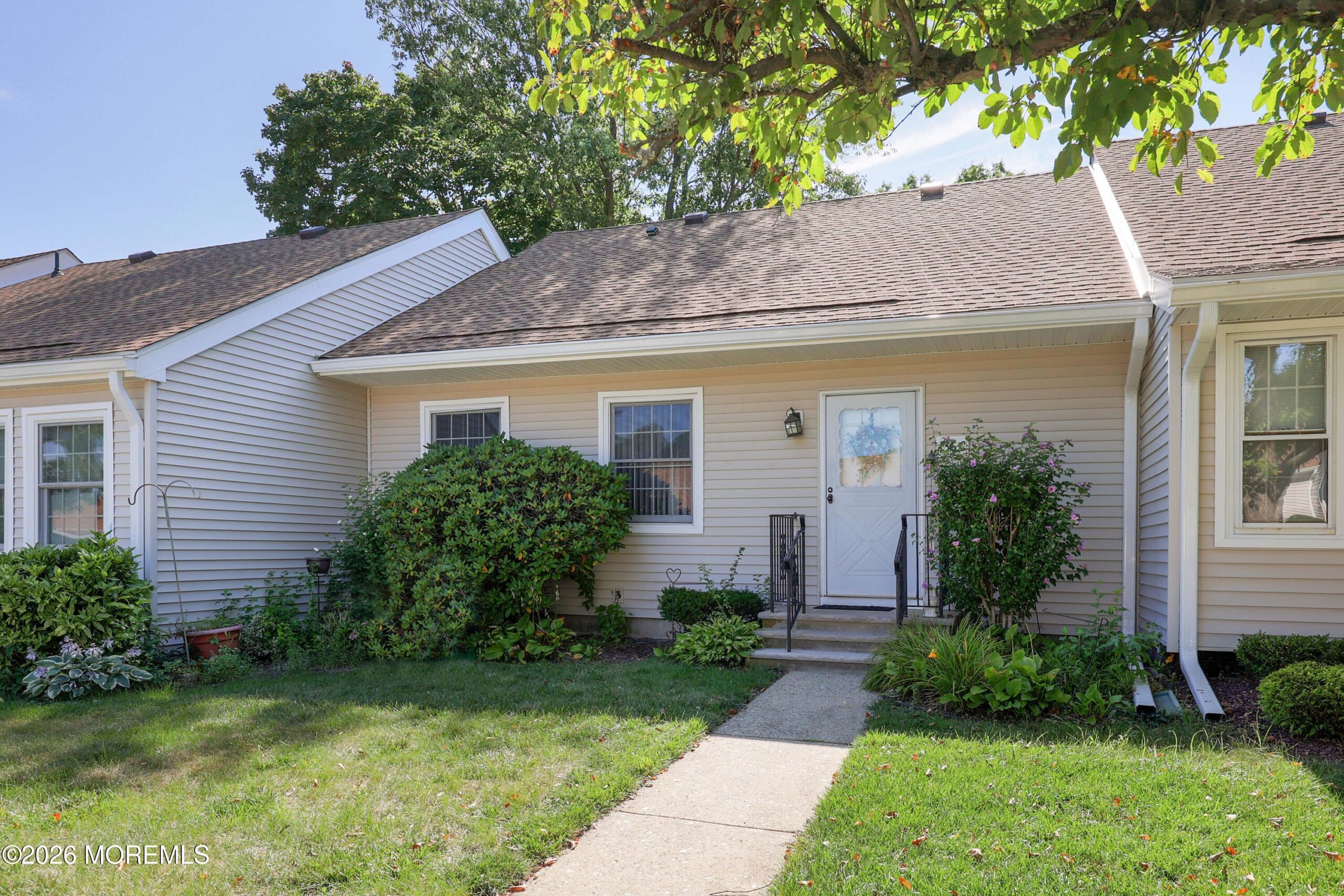 136 Rigi Strasse C, Freehold, NJ, 07728 image 25
