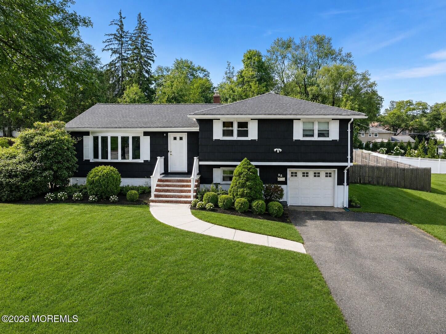 22 Tuxedo Drive, Wayne, NJ, 07470