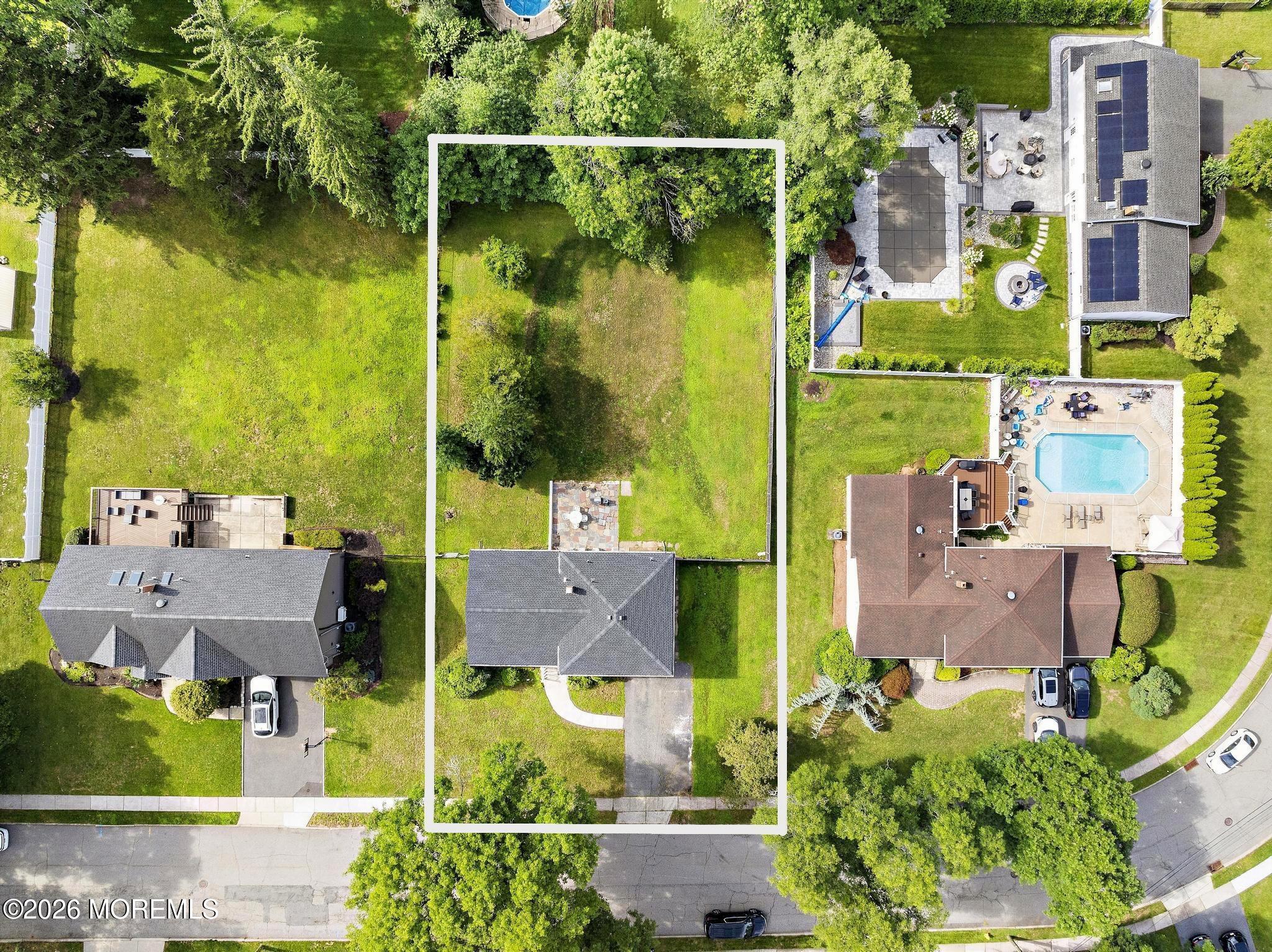 22 Tuxedo Drive Image 4