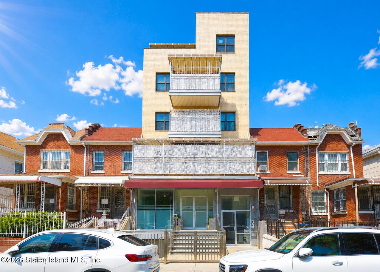 861 51st Street 5a, Brooklyn, NY, 11220