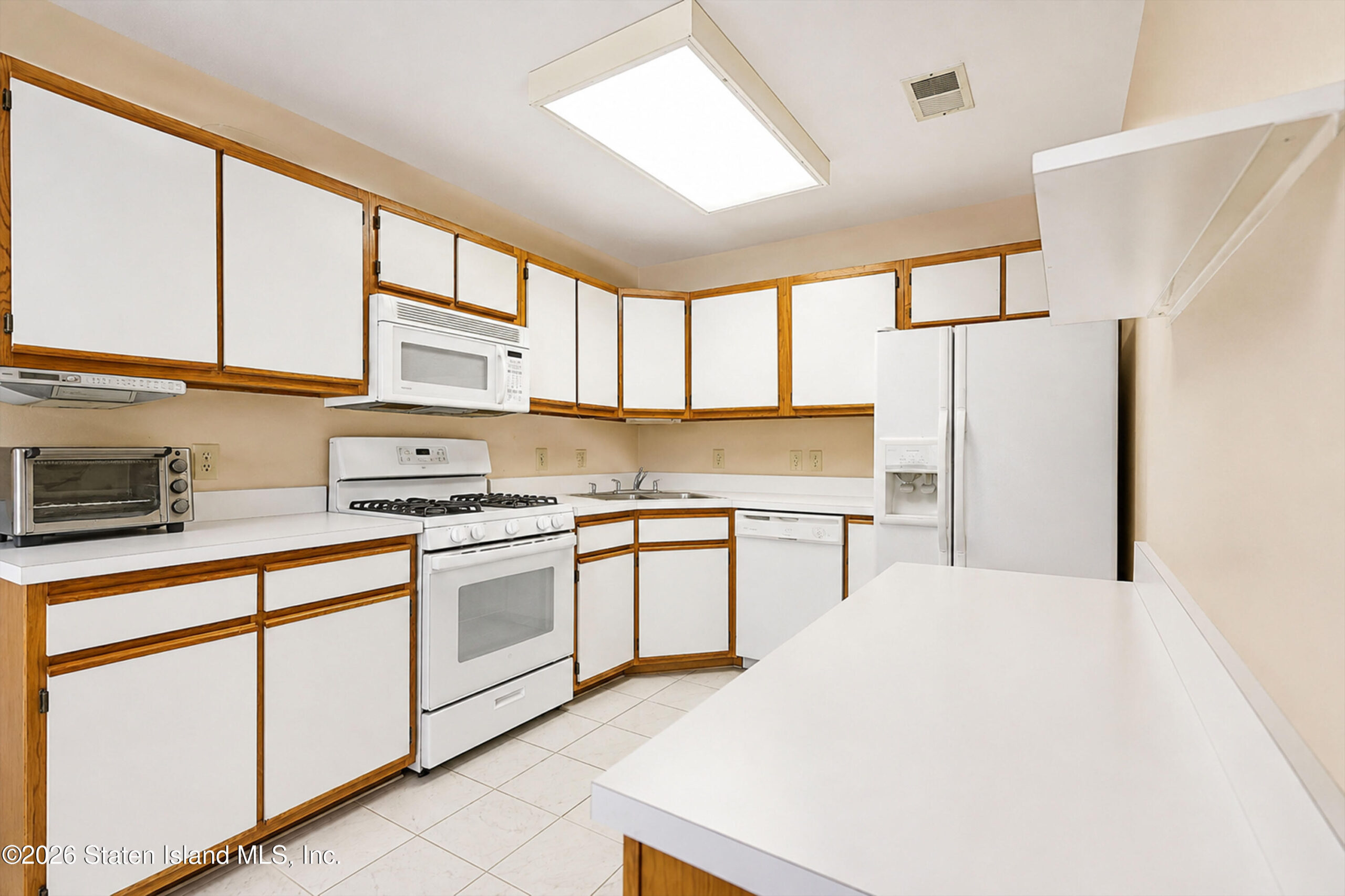 191 Jamie Lane, Staten Island, NY, 10312 image 16