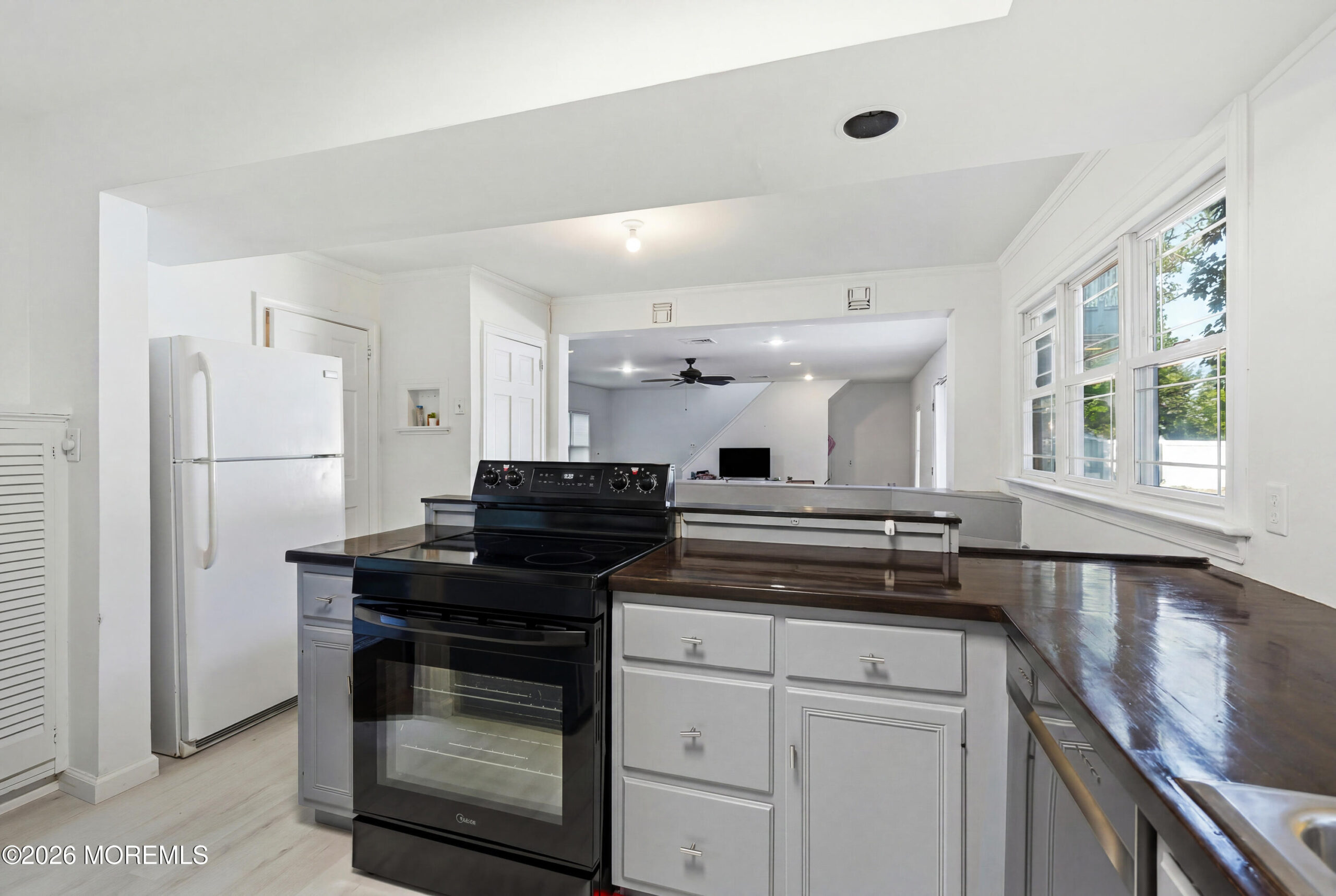 8 Woolley Place, West Long Branch, NJ, 07764 image 9