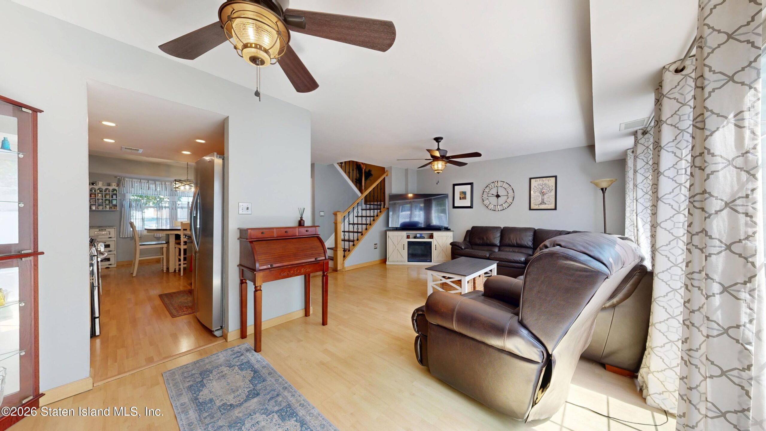 93 Hampton Green, Staten Island, NY, 10312 image 22