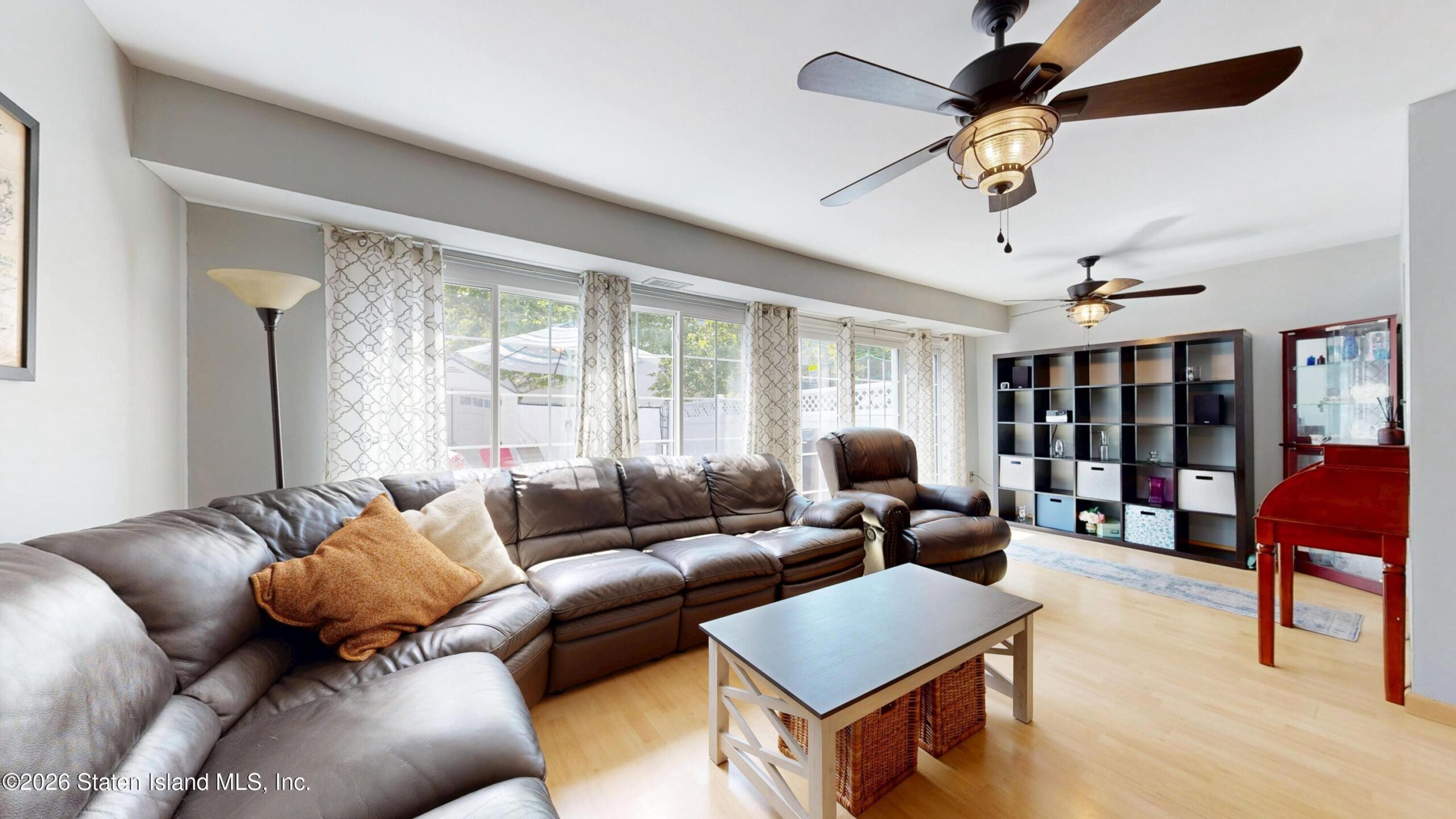 93 Hampton Green, Staten Island, NY, 10312 image 23