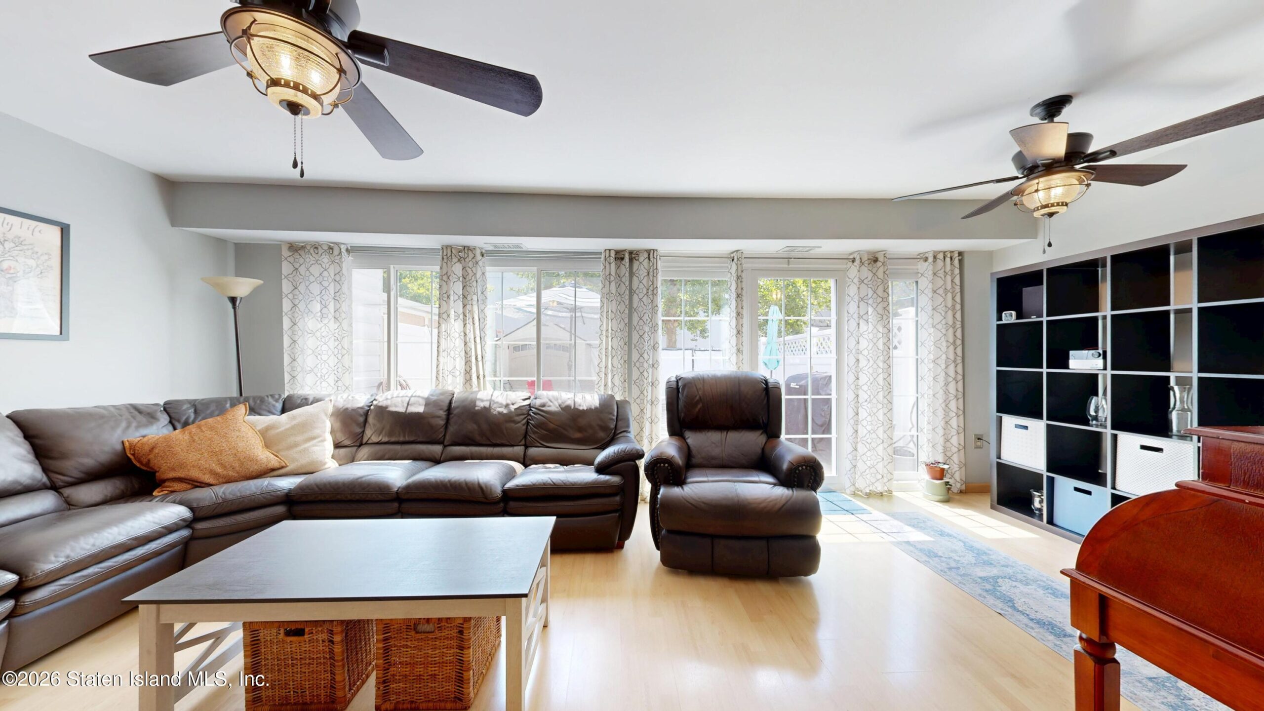93 Hampton Green, Staten Island, NY, 10312 image 24
