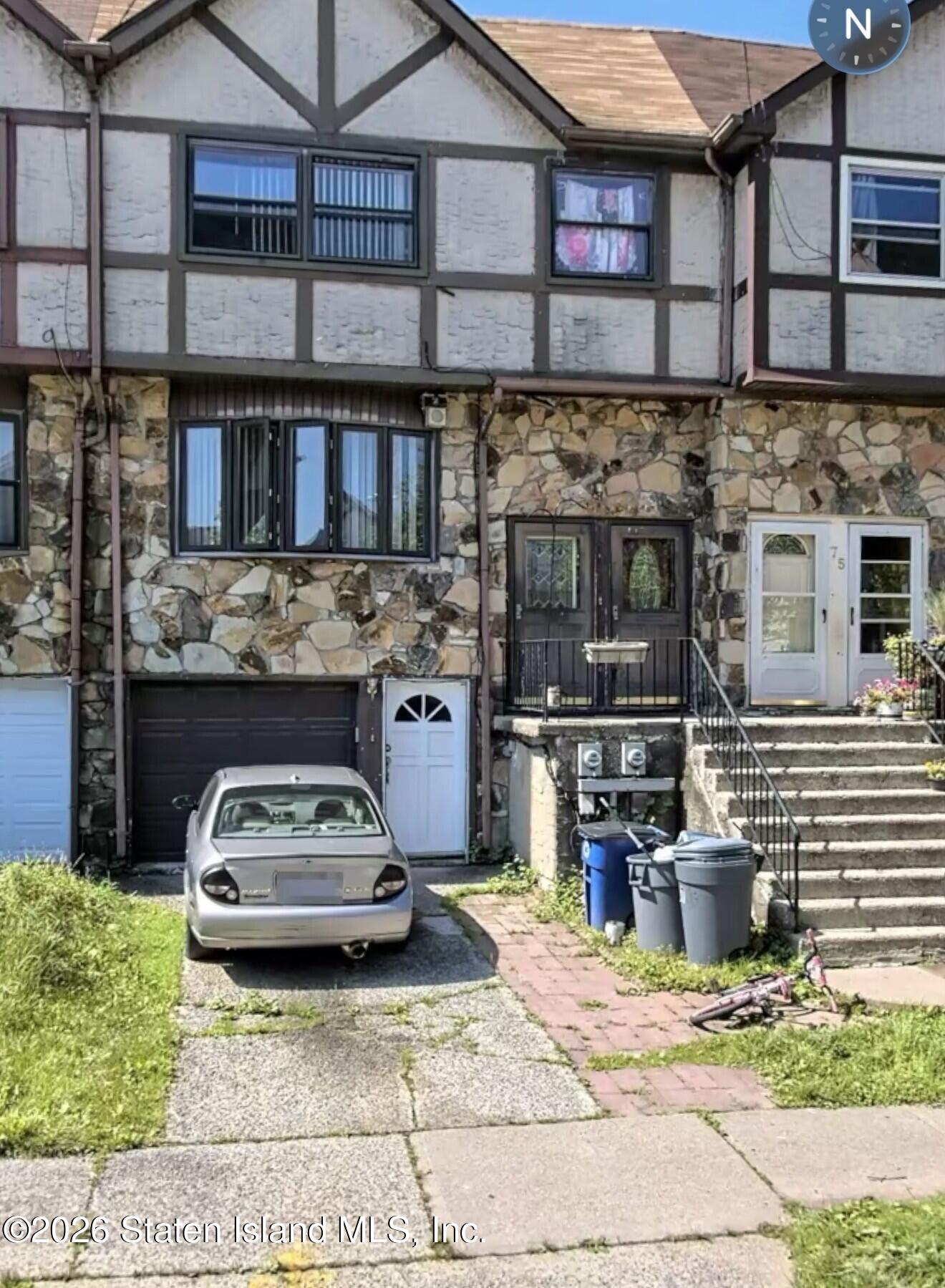 77 Gary Court, Staten Island, NY, 10314
