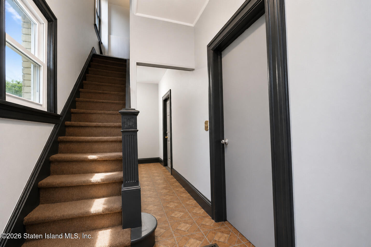 112 Laconia Avenue Image 4