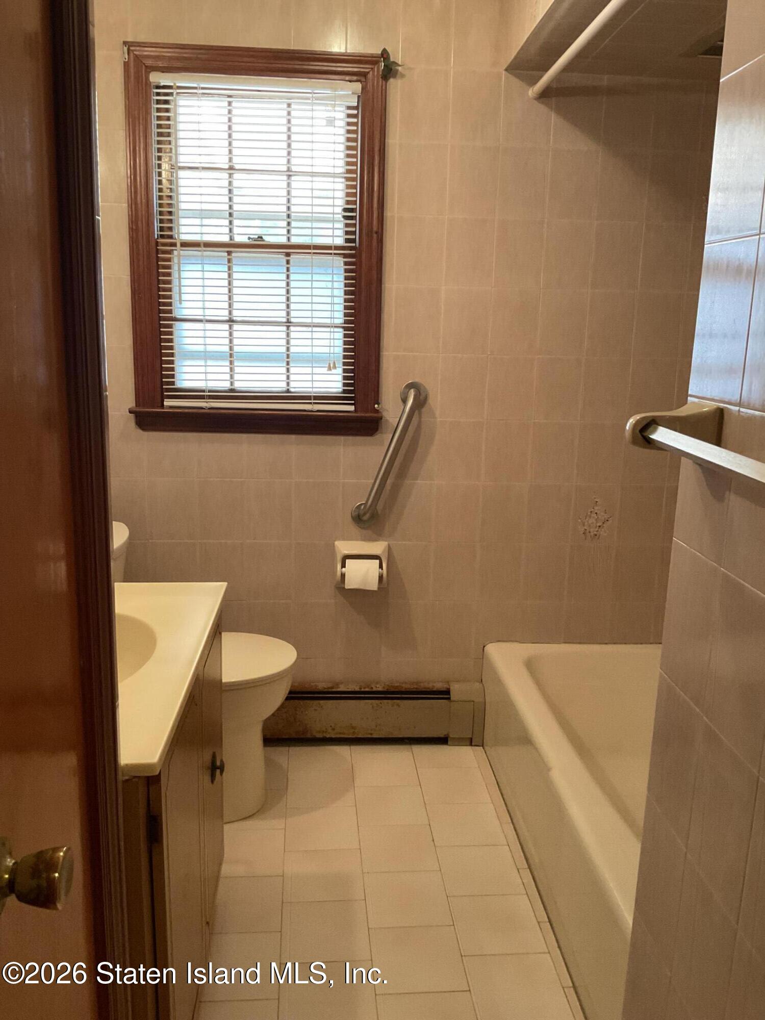 462 Willowbrook Road, Staten Island, NY, 10314 image 24