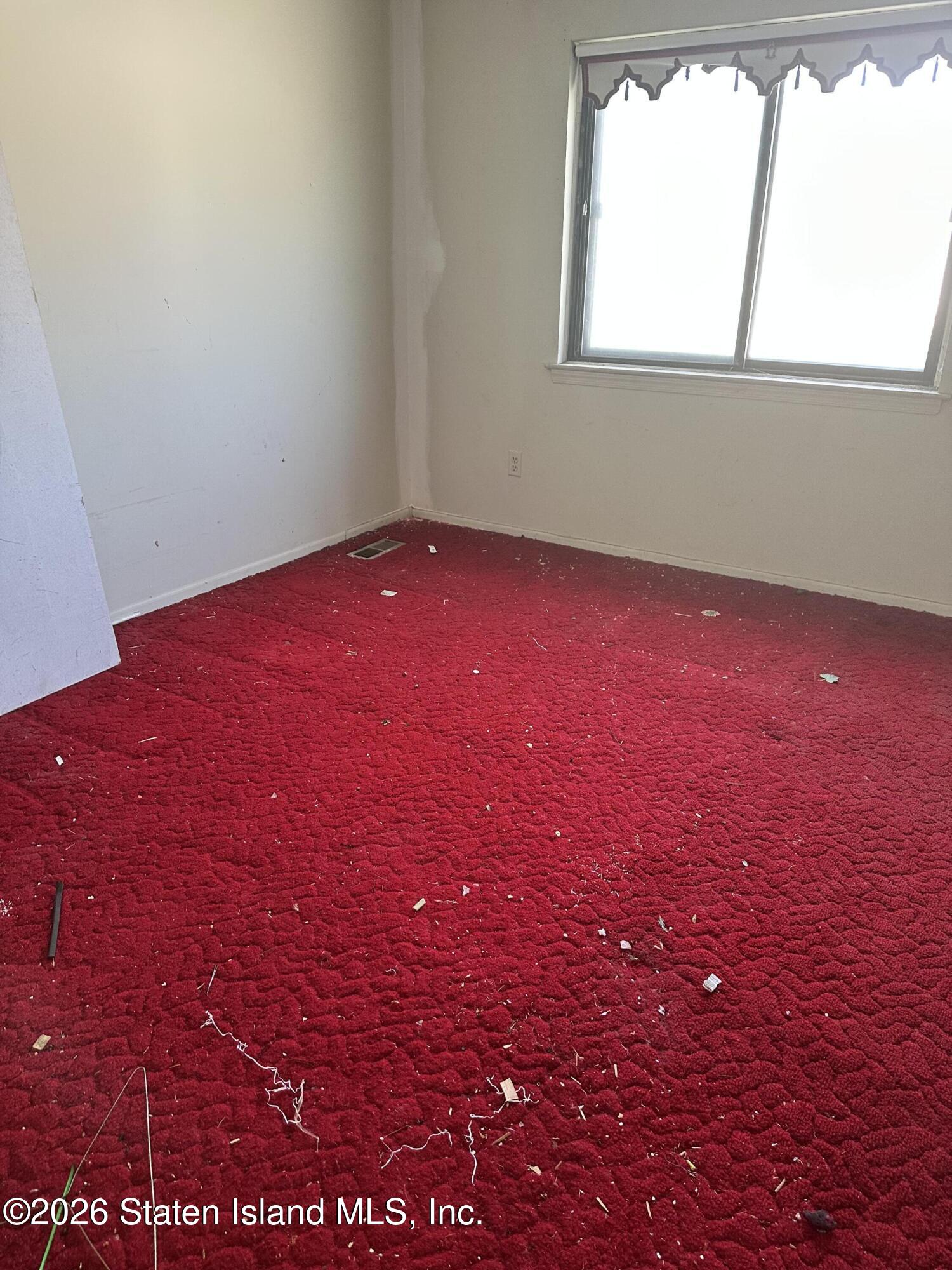219 Regis Drive Image 2