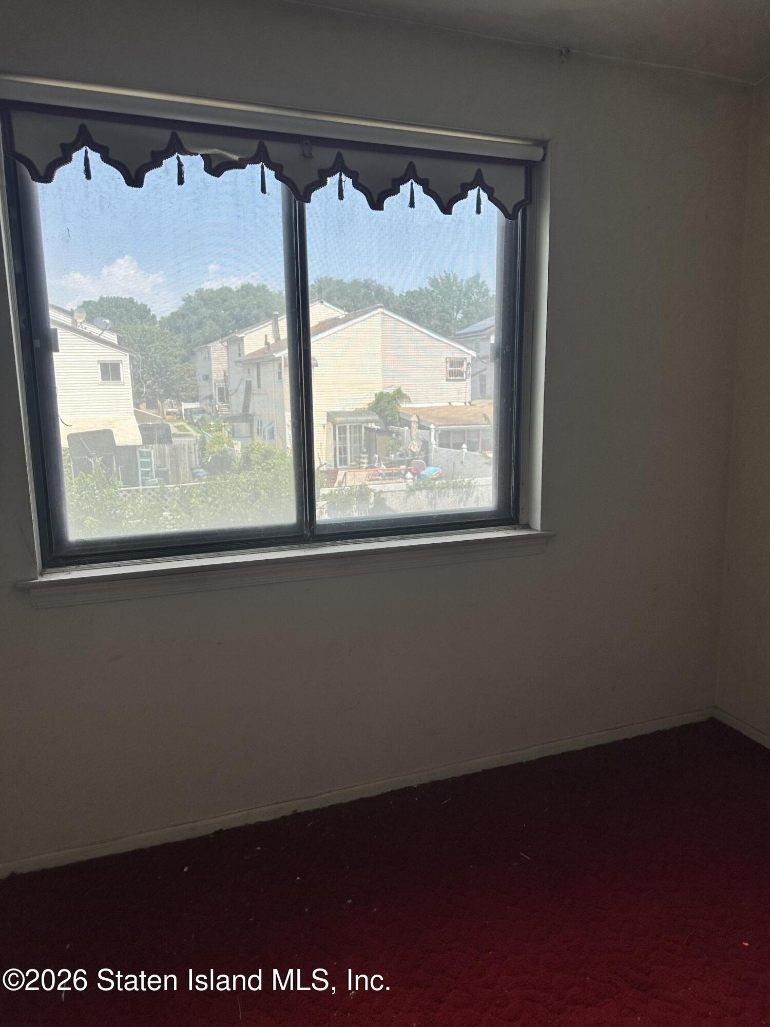 219 Regis Drive Image 4