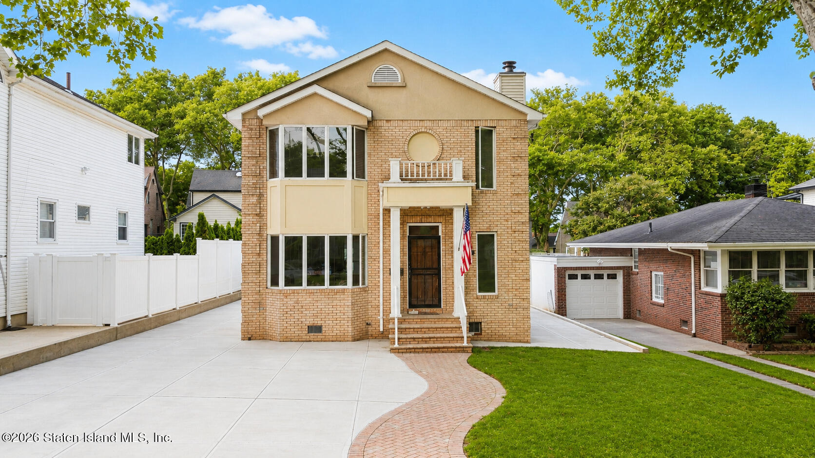 191 Greeley Avenue Image 4