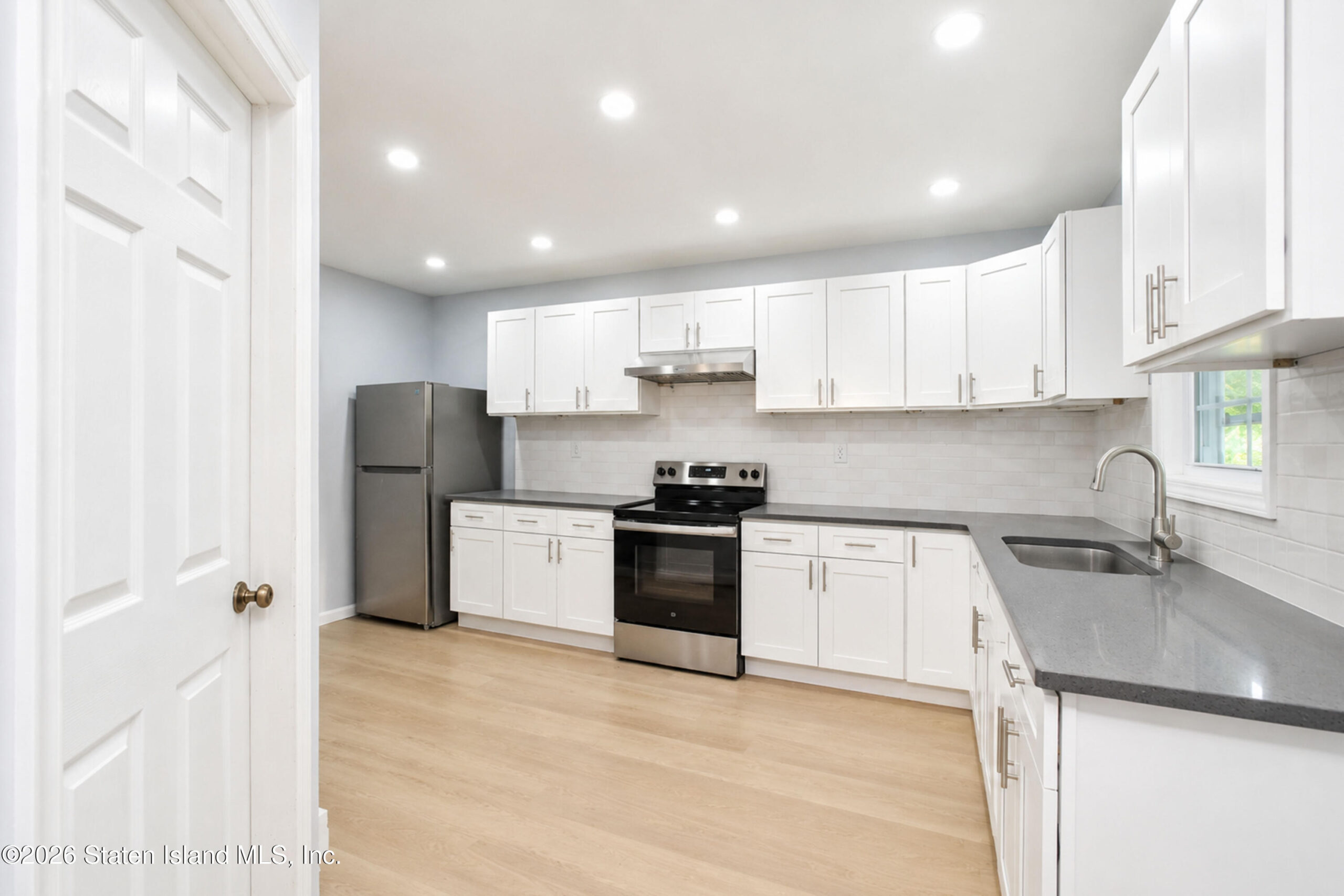 322 Morningstar Road, Staten Island, NY, 10303 image 12