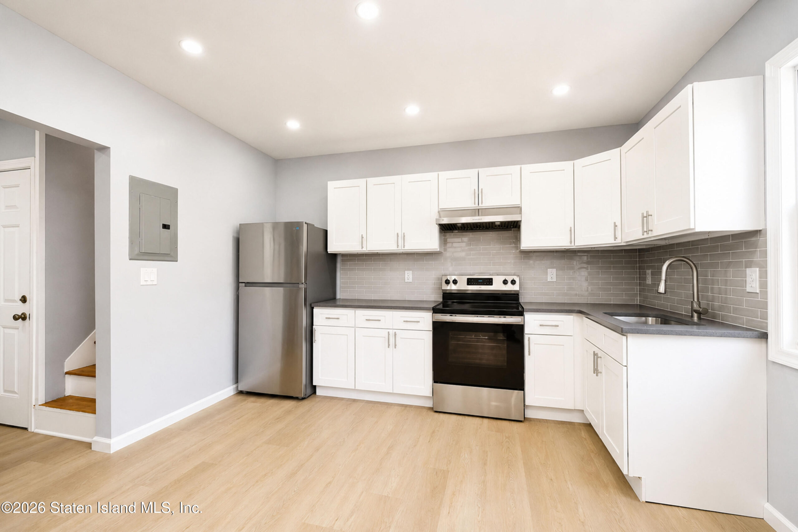 322 Morningstar Road, Staten Island, NY, 10303 image 27