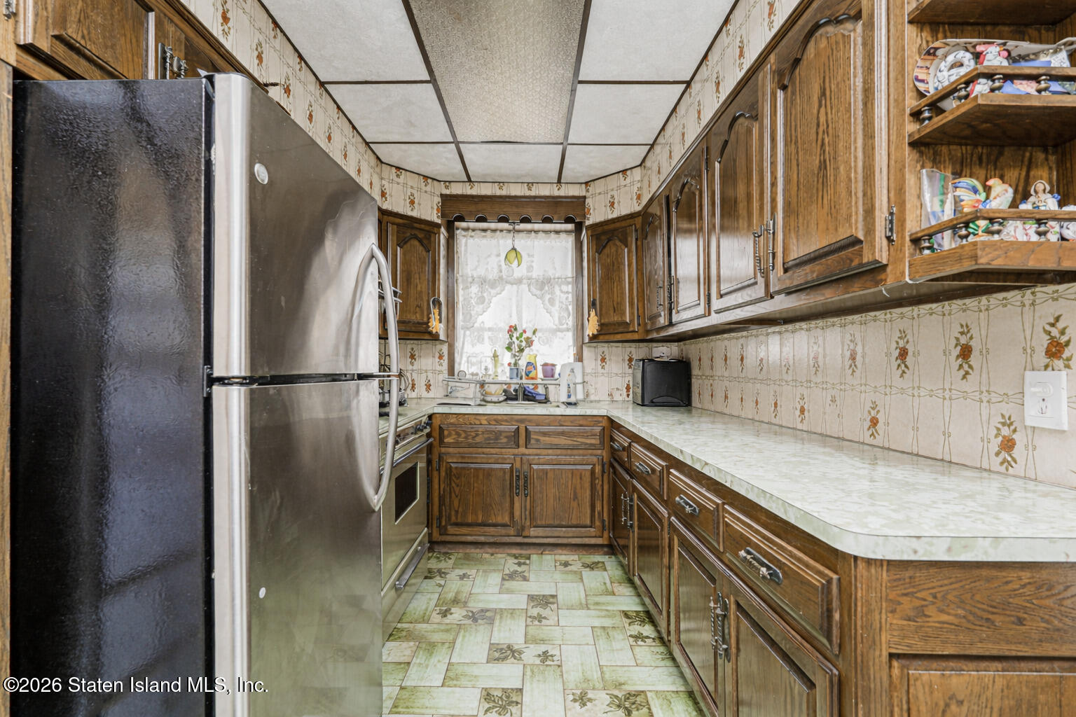 2144 74th Street Image 4