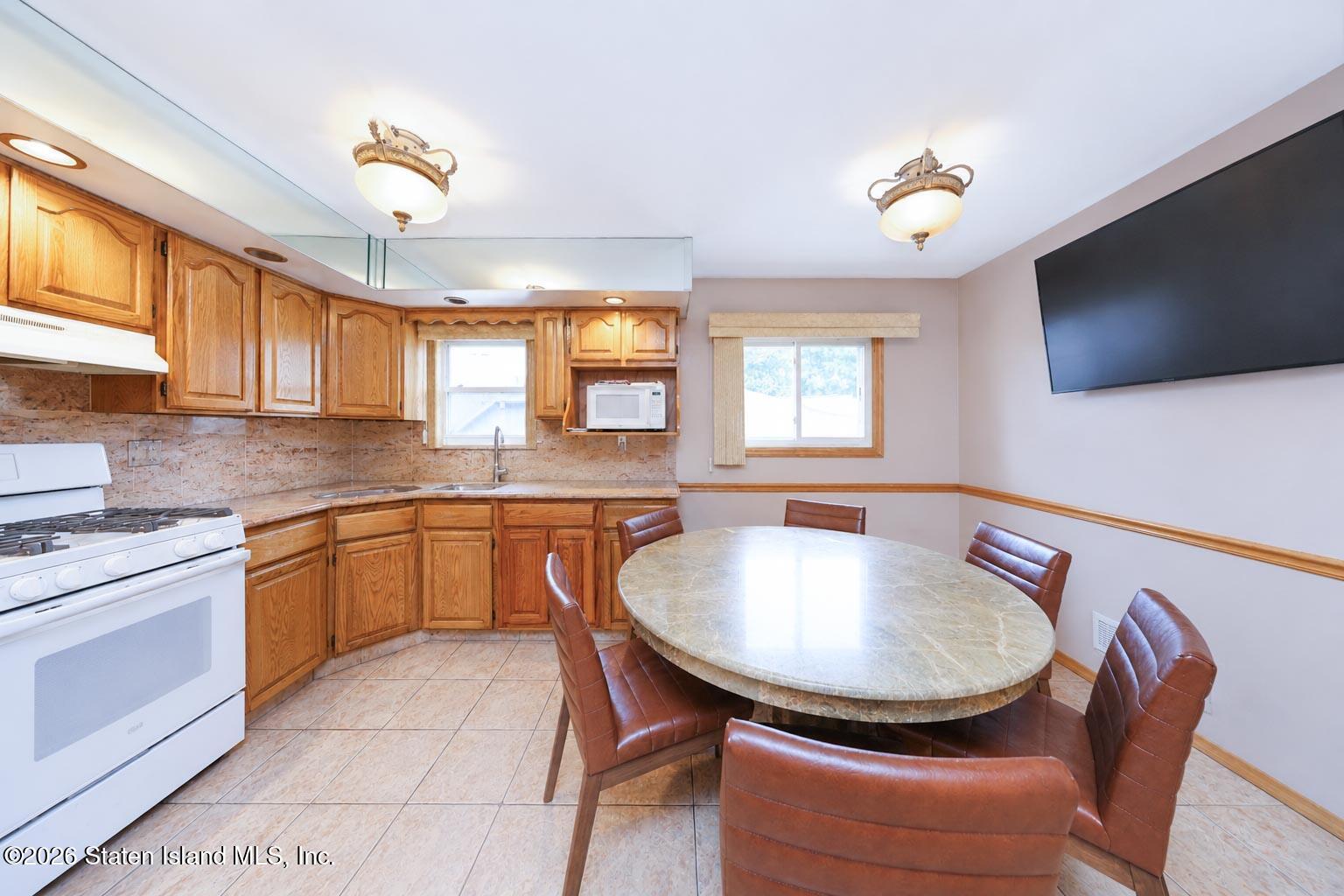 8 Brandis Avenue, Staten Island, NY, 10312 image 9