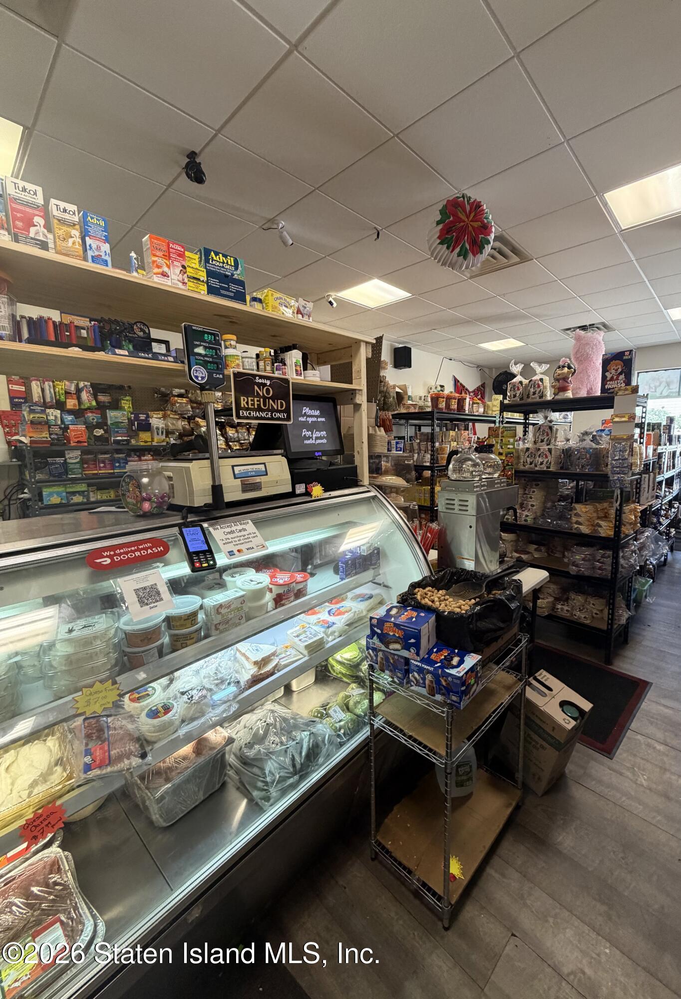 1090 Bay Street, Staten Island, NY, 10305 image 12
