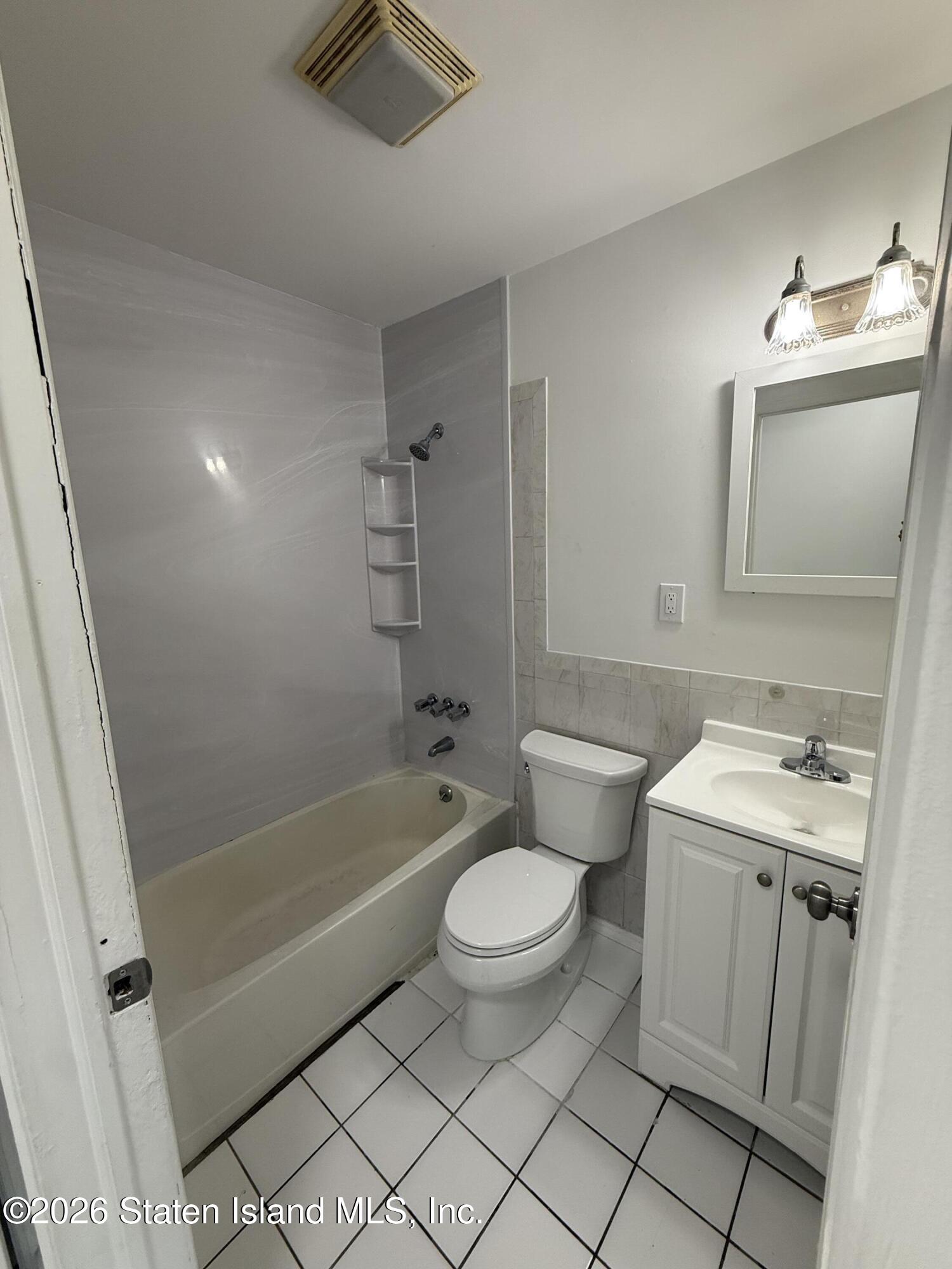 1090 Bay Street, Staten Island, NY, 10305 image 20