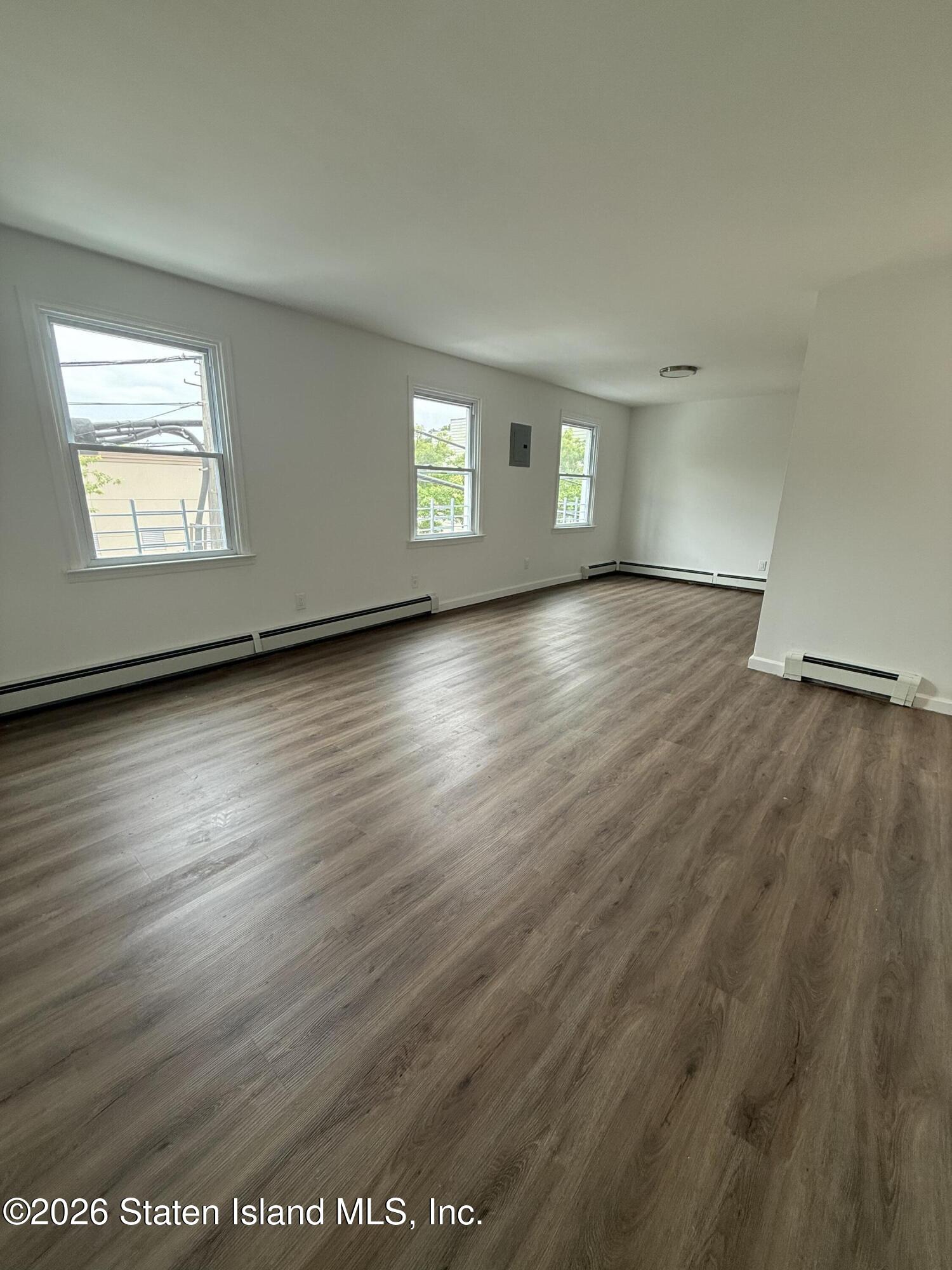 1090 Bay Street, Staten Island, NY, 10305 image 21