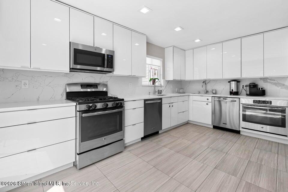 136 Roosevelt Avenue Image 5