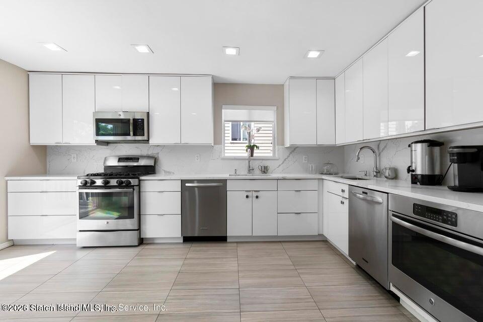 136 Roosevelt Avenue, Staten Island, NY, 10314 image 6