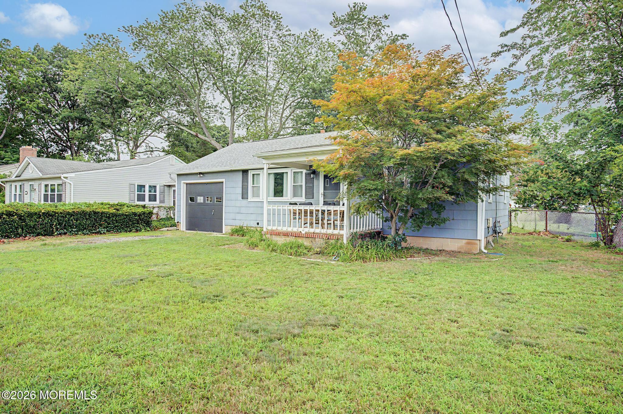 718 Barberry Drive Image 1