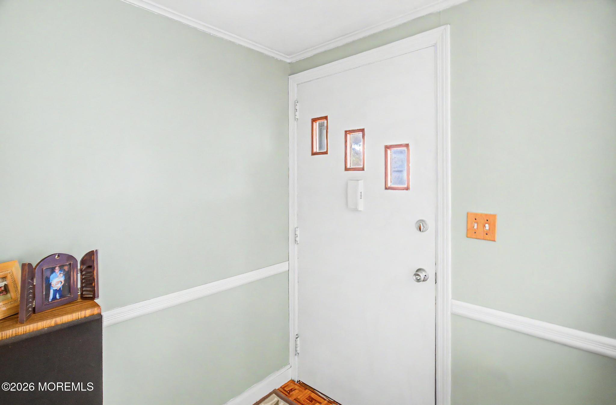 718 Barberry Drive Image 5