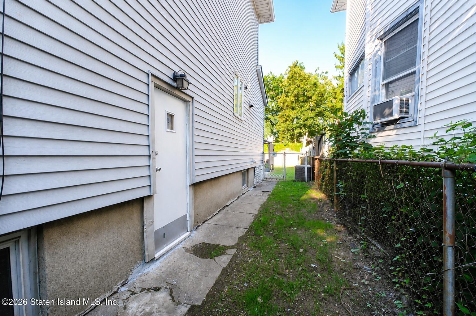 64 Bement Avenue, Staten Island, NY, 10310 image 24