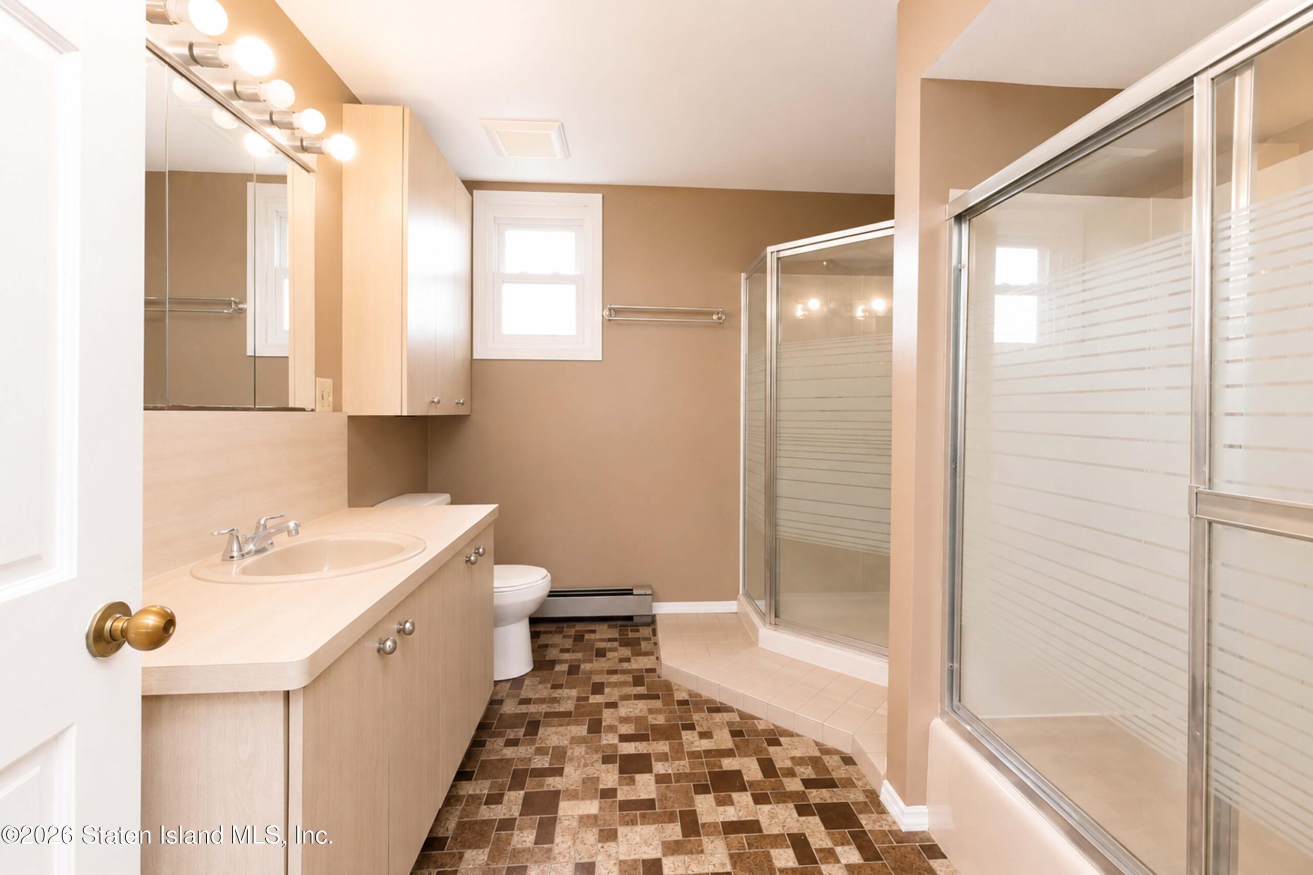 272 Olympia Boulevard, Staten Island, NY, 10305 image 16